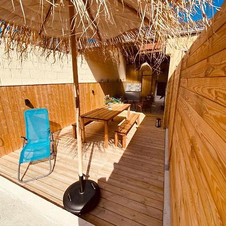 Gite « Le Patio » Montfarville Exterior foto